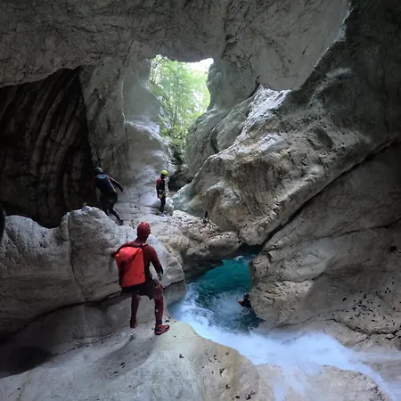 شقة Family Soca Splash بوويتش