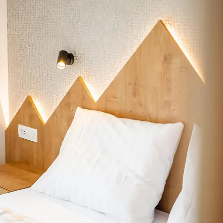 Family Soca Splash * بوويتش