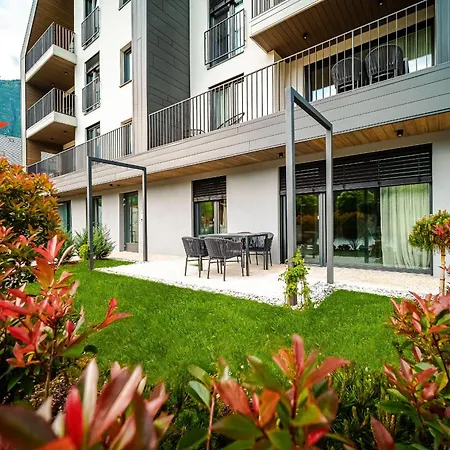 Family Soca Splash *