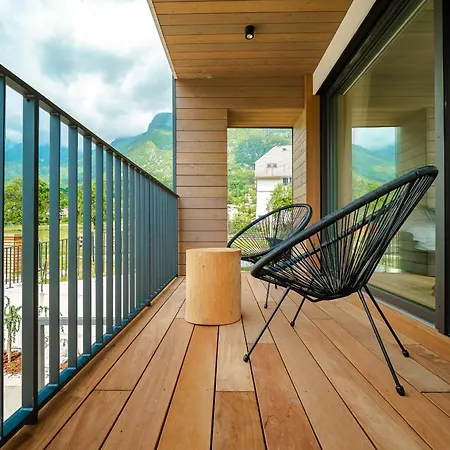 Family Soca Splash شقة *