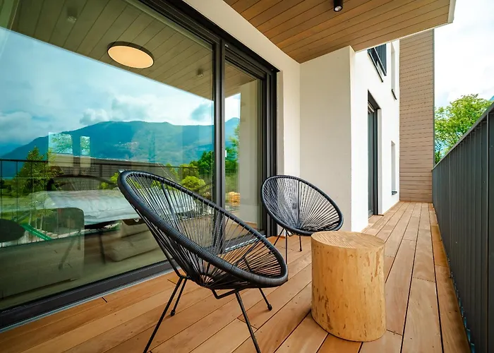 Family Soca Splash בובק