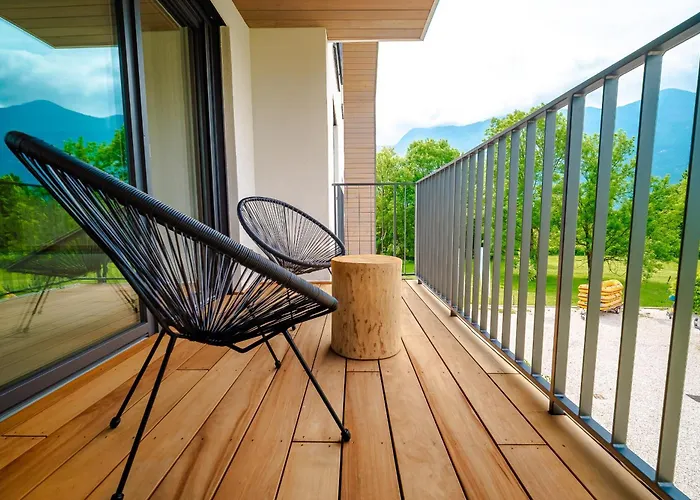 Family Soca Splash בובק